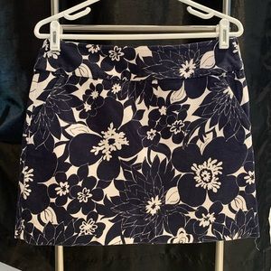 Size 4 bundle name brand shorts & one skirt